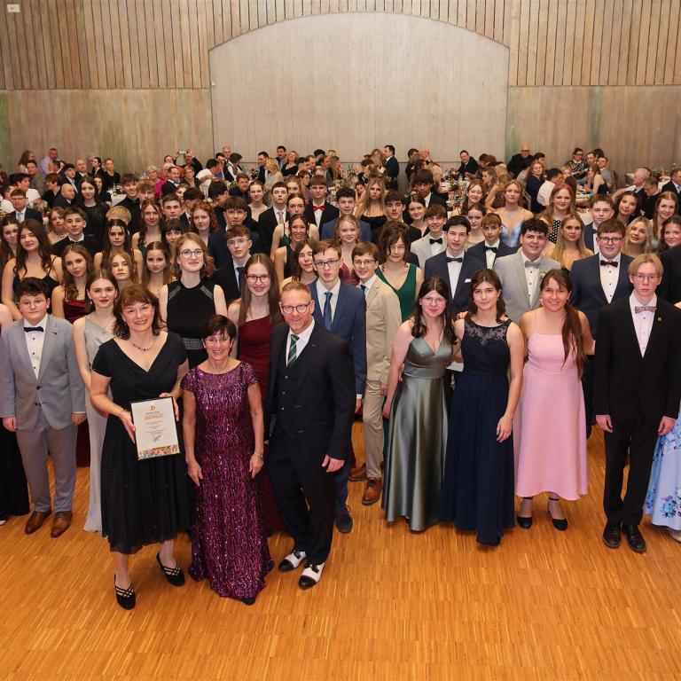 Zertifikat Übergabe Gruppenbild