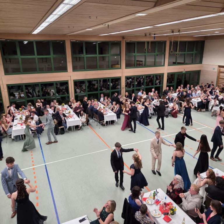 f81bb623-05a3-416a-a3a8-175de4593b40